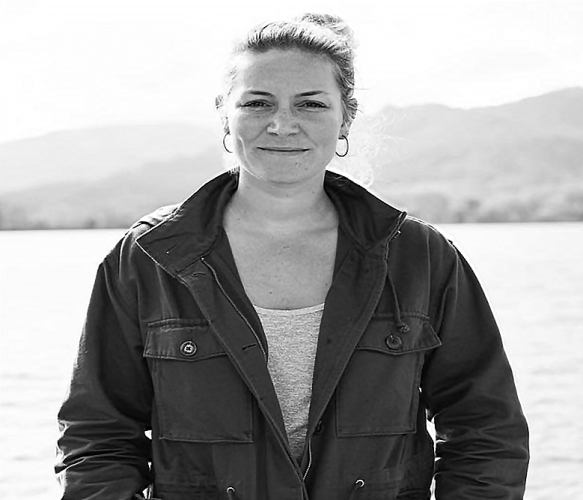 Chat with Kate Moore